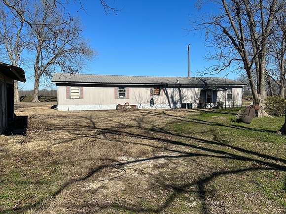 3.7 Acres of Residential Land with Home for Sale in Newellton, Louisiana