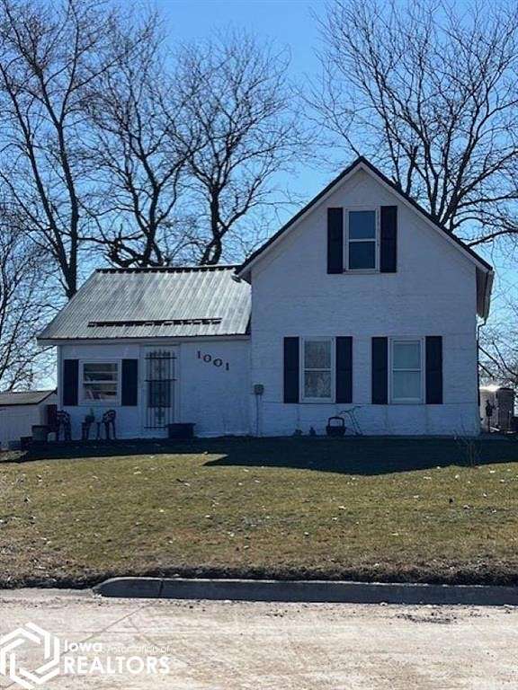 1.1 Acres of Residential Land with Home for Sale in Centerville, Iowa