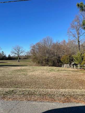 16.7 Acres of Land for Sale in South Hill, Virginia