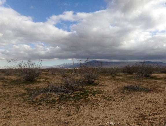 6.6 Acres of Land for Sale in Apple Valley, California