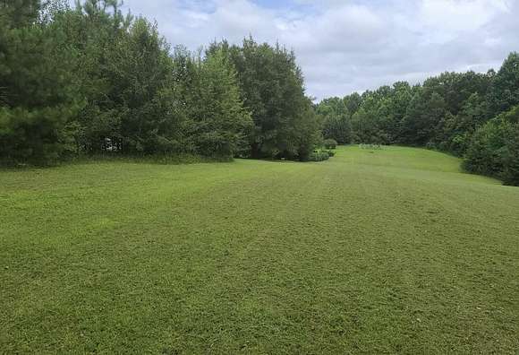 5 Acres of Residential Land for Sale in Morrison, Tennessee