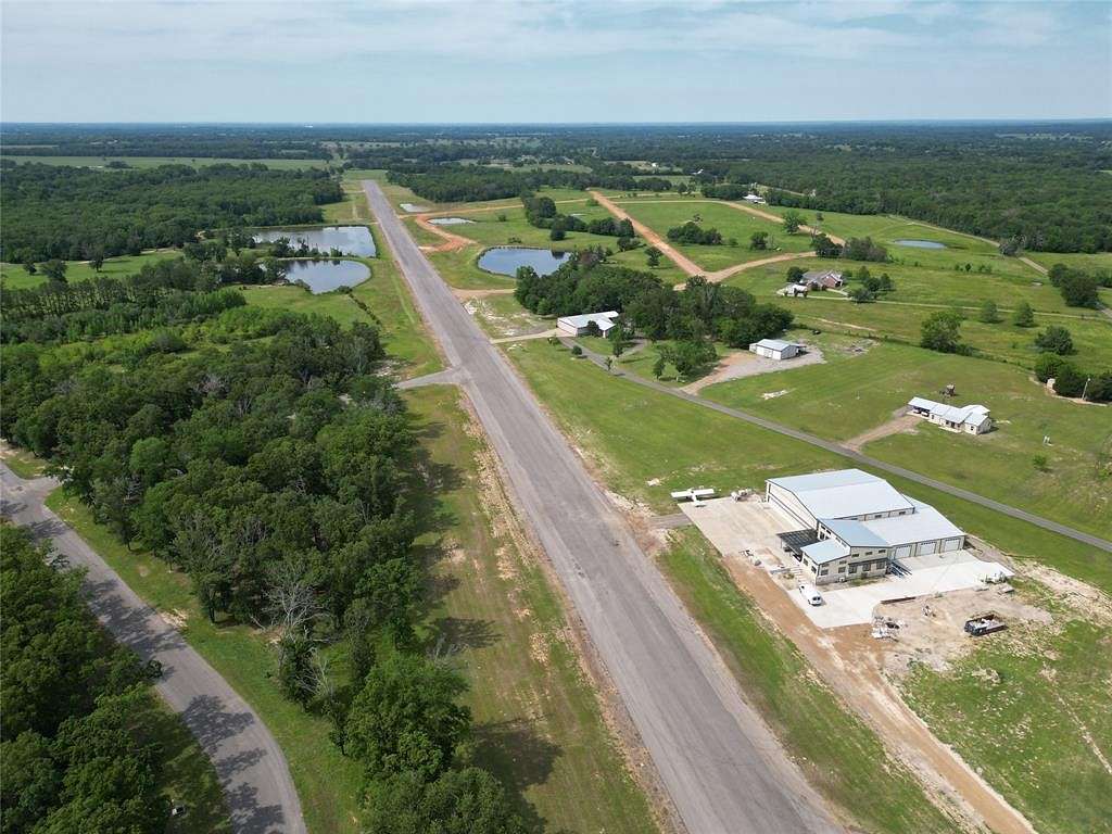 1 Acre of Land for Sale in Van, Texas