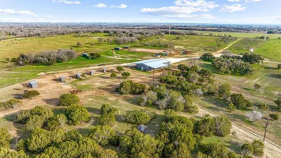 123 Acres of Agricultural Land with Home for Sale in Hico, Texas