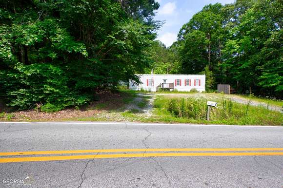3 Acres of Improved Commercial Land for Sale in Loganville, Georgia