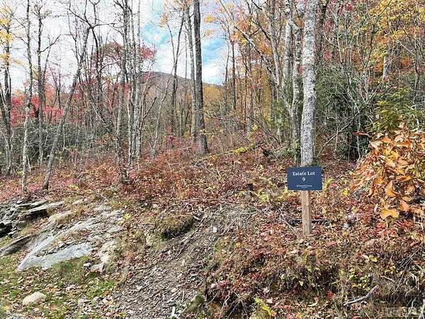 5 Acres of Land for Sale in Cashiers, North Carolina