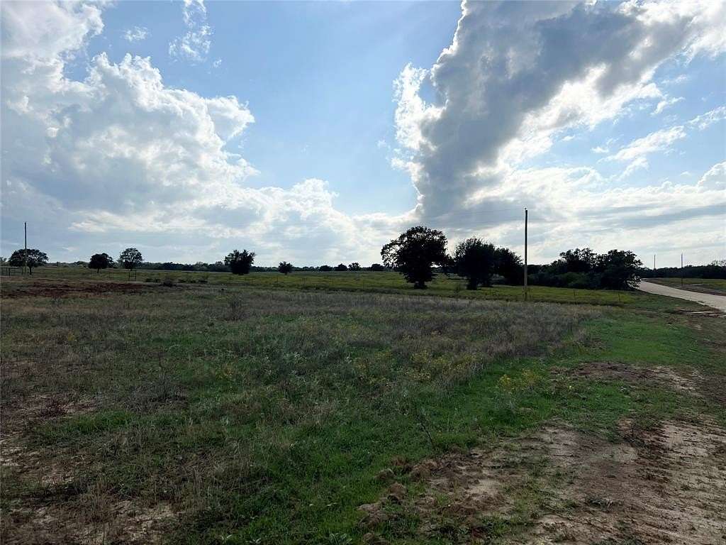 7.813 Acres of Residential Land for Sale in Stephenville, Texas