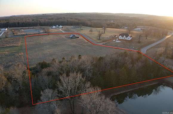 6.8 Acres of Land for Sale in Greenbrier, Arkansas