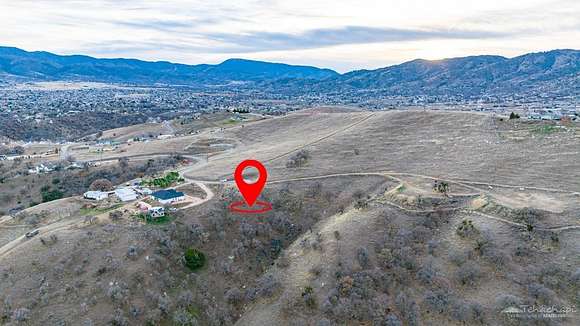 4.4 Acres of Residential Land for Sale in Tehachapi, California