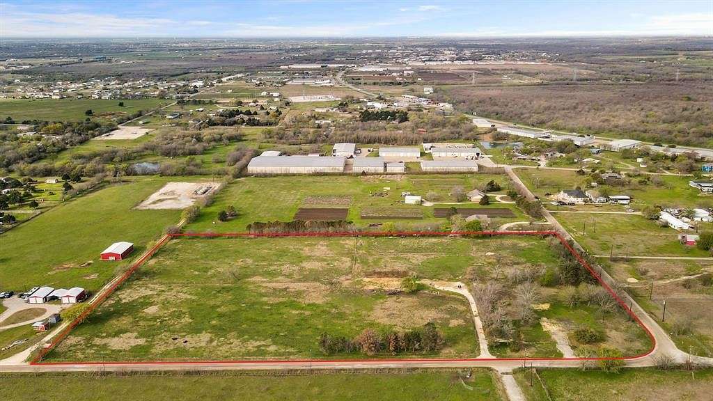 10 Acres of Land for Sale in Venus, Texas