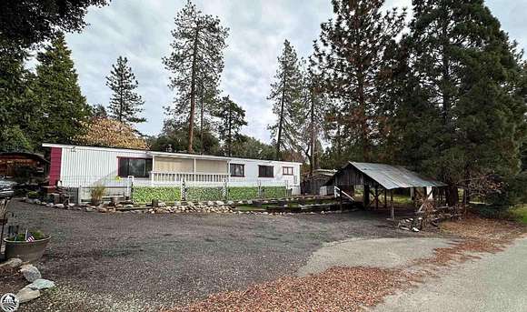 13.1 Acres of Land with Home for Sale in Mariposa, California