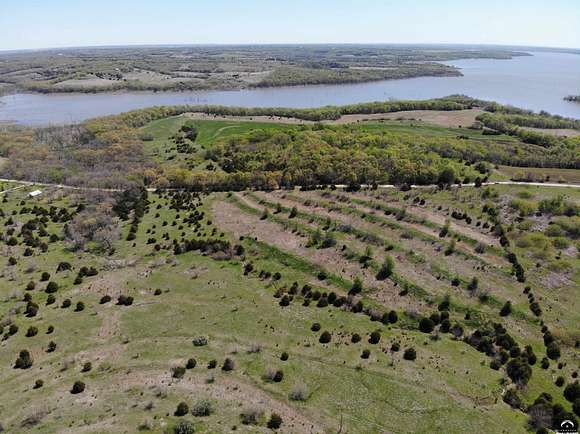 20 Acres of Land for Sale in Berryton, Kansas