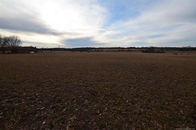 12.8 Acres of Land for Sale in Hulbert, Oklahoma