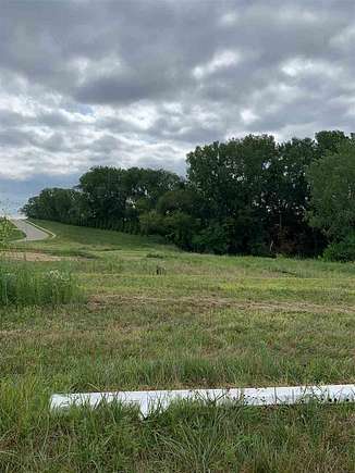 0.58 Acres of Residential Land for Sale in Dubuque, Iowa