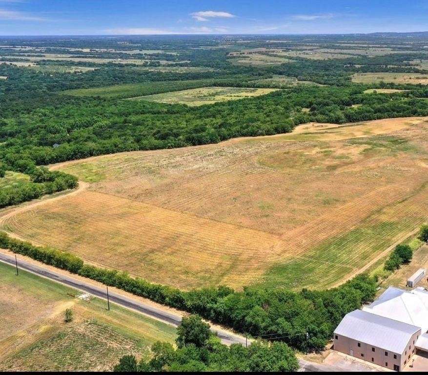 2 Acres of Improved Residential Land for Sale in Sherman, Texas