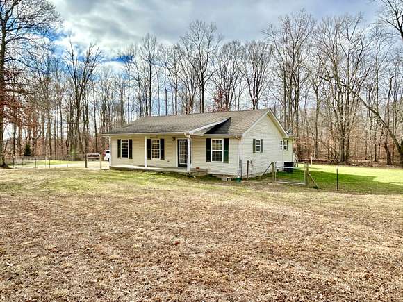 2.5 Acres of Residential Land with Home for Sale in Nancy, Kentucky