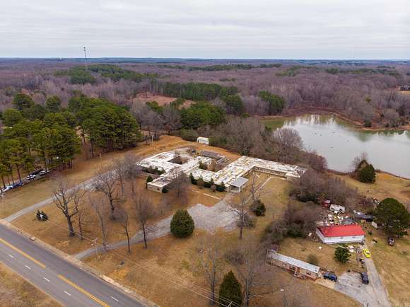 4.9 Acres of Improved Commercial Land for Sale in Jonesboro, Arkansas
