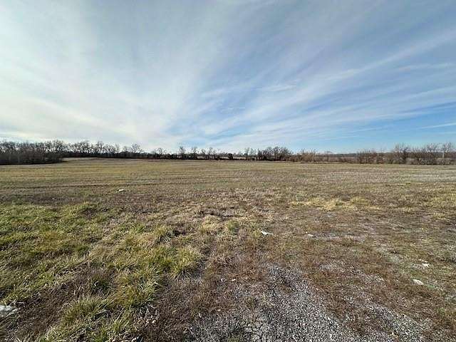 13.4 Acres of Land for Sale in Oak Grove, Missouri