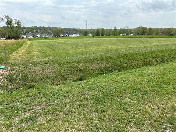 0.39 Acres of Residential Land for Sale in Altamont, Missouri