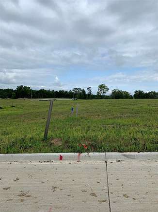 0.34 Acres of Residential Land for Sale in Dubuque, Iowa