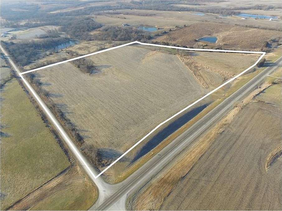 37 Acres of Land for Sale in Plano, Iowa