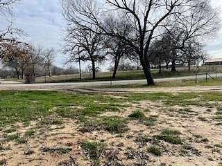 1.7 Acres of Residential Land for Sale in Boyd, Texas
