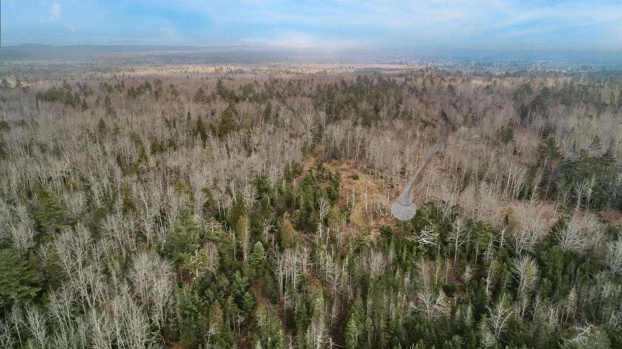 2.12 Acres of Residential Land for Sale in Hancock, Maine