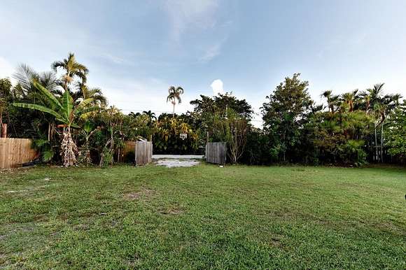 Residential Land for Sale in Sugarloaf Key, Florida