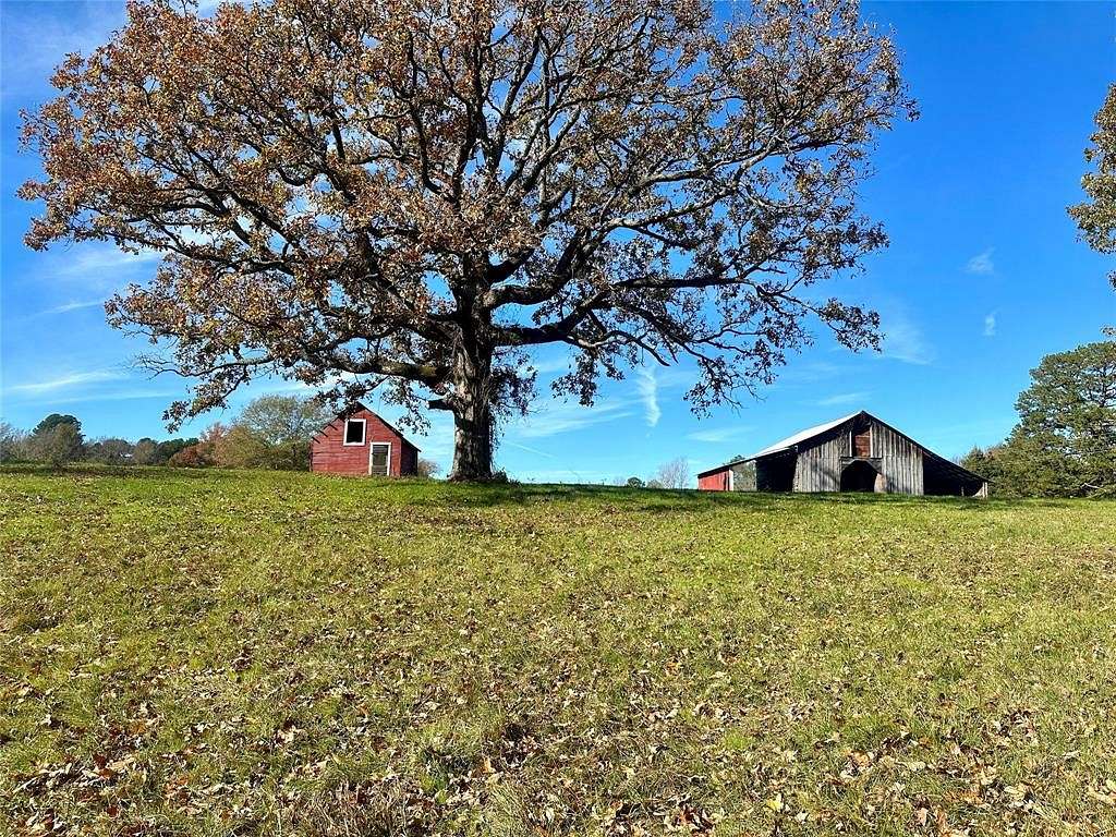 5.9 Acres of Land for Sale in Lindale, Texas