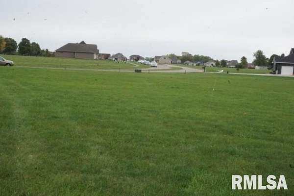 0.71 Acres of Residential Land for Sale in Elmwood, Illinois