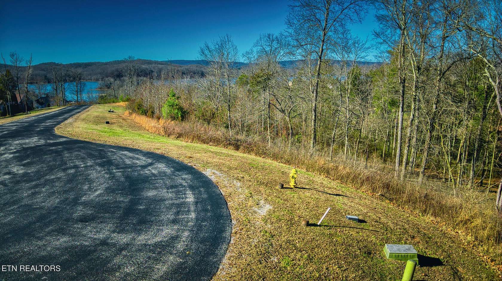 0.9 Acres of Residential Land for Sale in Rockwood, Tennessee