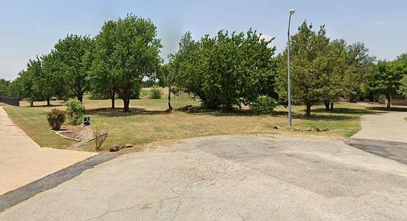 1.3 Acres of Residential Land for Sale in Gainesville, Texas