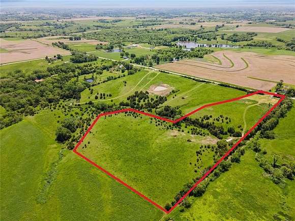 15 Acres of Recreational Land for Sale in St. Charles, Iowa