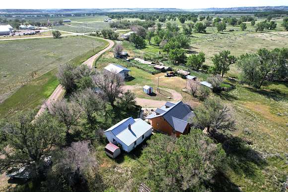 173 Acres of Land with Home for Sale in Glendive, Montana