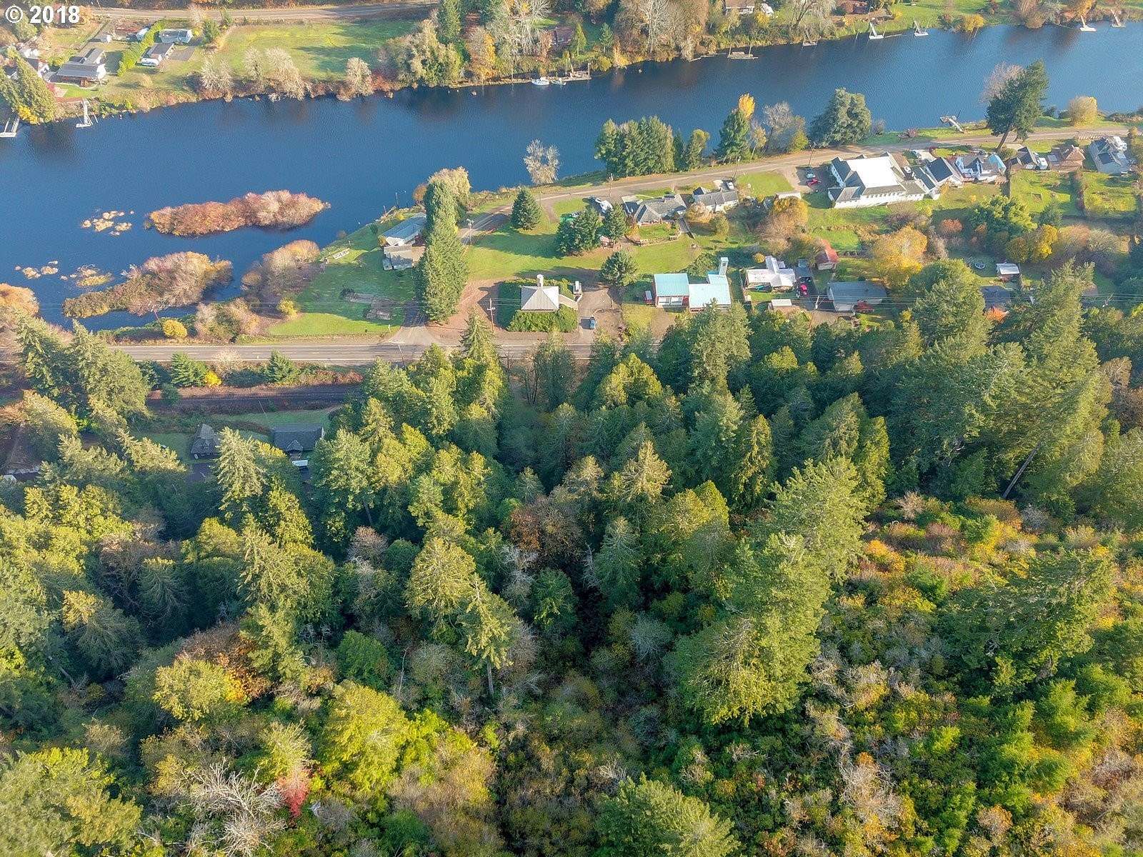 21.2 Acres of Mixed-Use Land for Sale in Mapleton, Oregon