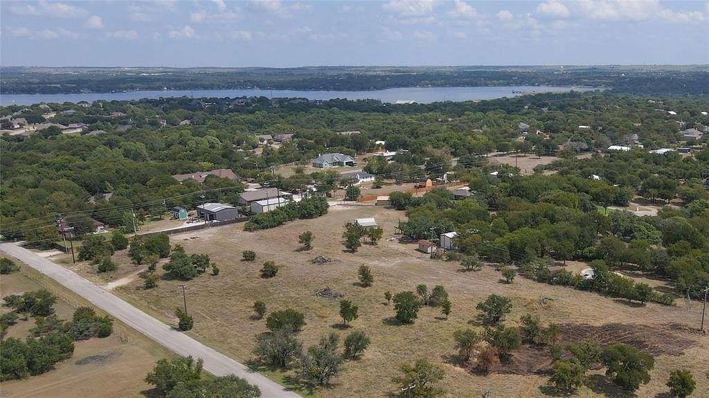 3.1 Acres of Commercial Land for Sale in Hudson Oaks, Texas