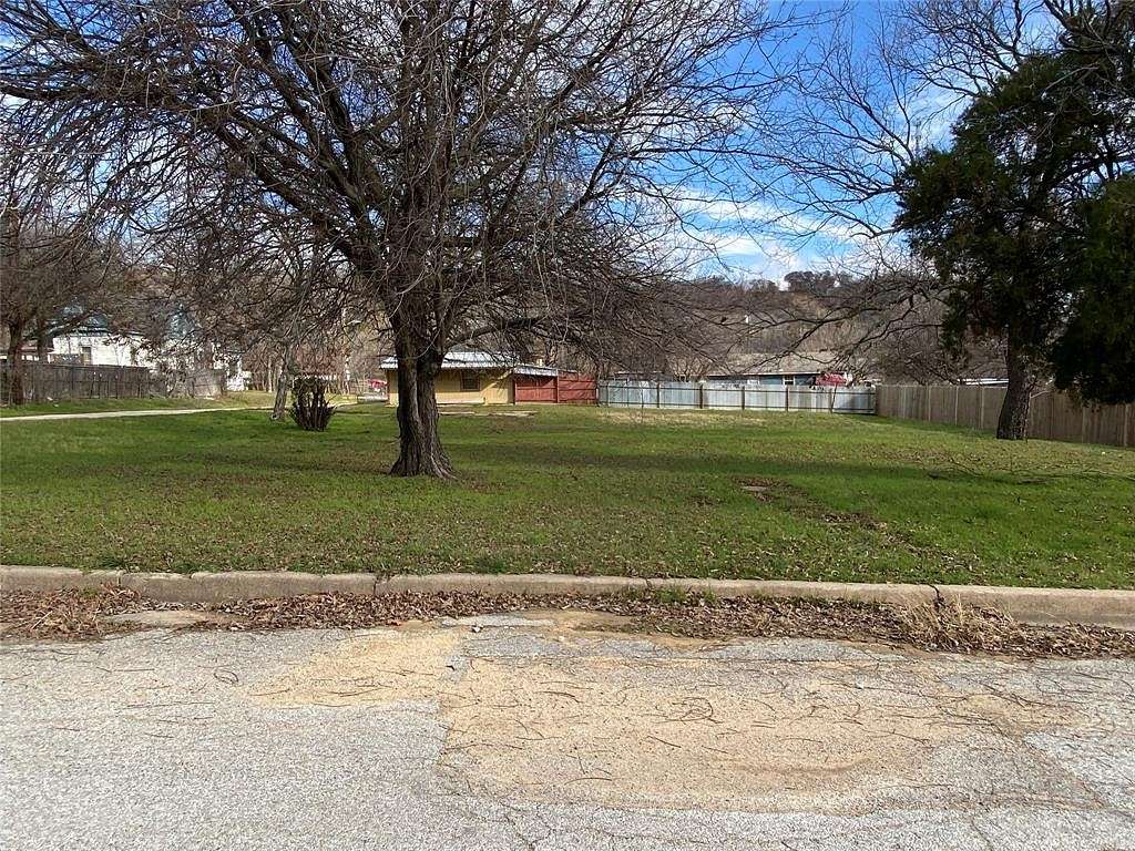 0.23 Acres of Residential Land for Sale in Mineral Wells, Texas