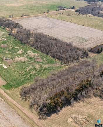 30 Acres of Agricultural Land for Sale in Irene, South Dakota
