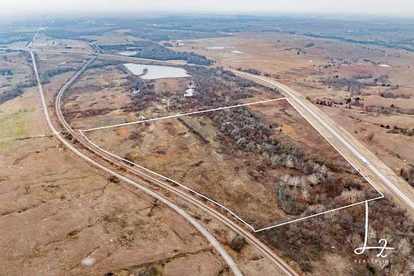 37 Acres of Recreational Land for Sale in Yates Center, Kansas