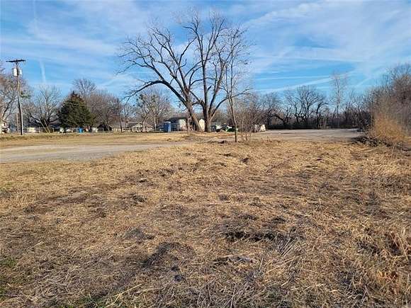 1.1 Acres of Mixed-Use Land for Sale in Coweta, Oklahoma