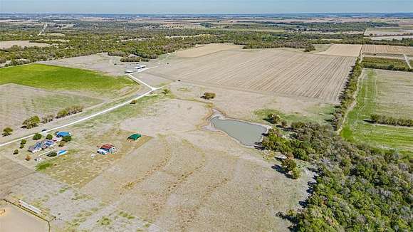 238 Acres of Agricultural Land for Sale in Italy, Texas