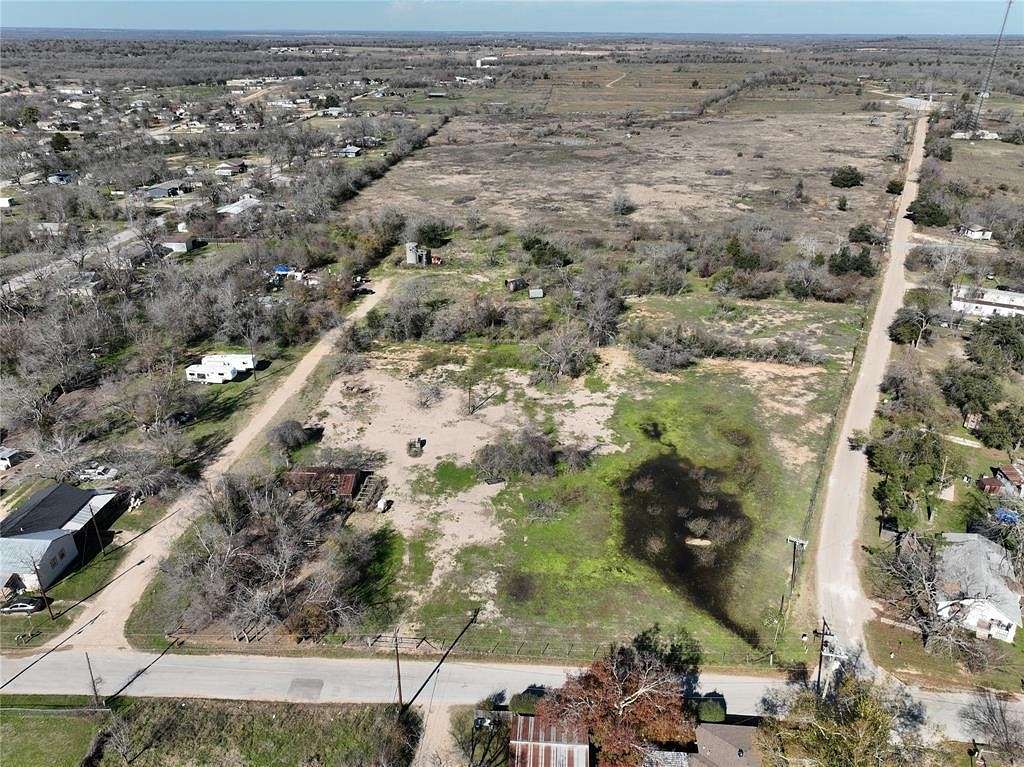 Land for Sale in Rockdale, Texas