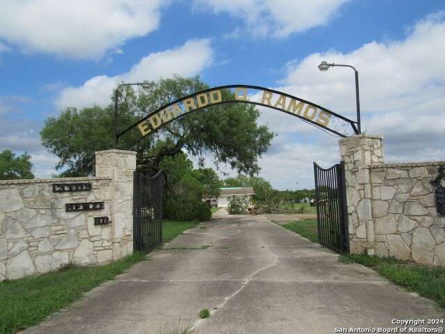 7.1 Acres of Residential Land with Home for Sale in San Antonio, Texas