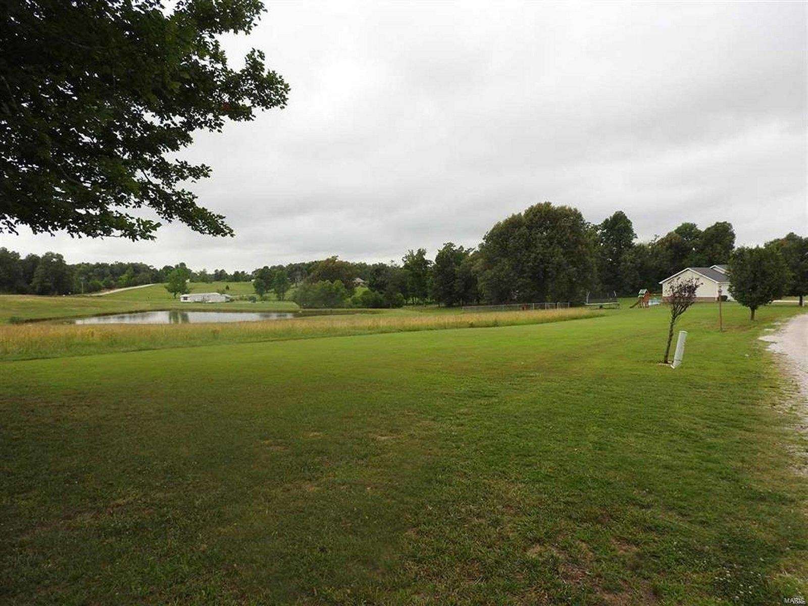 2 Acres of Residential Land for Sale in Harviell, Missouri