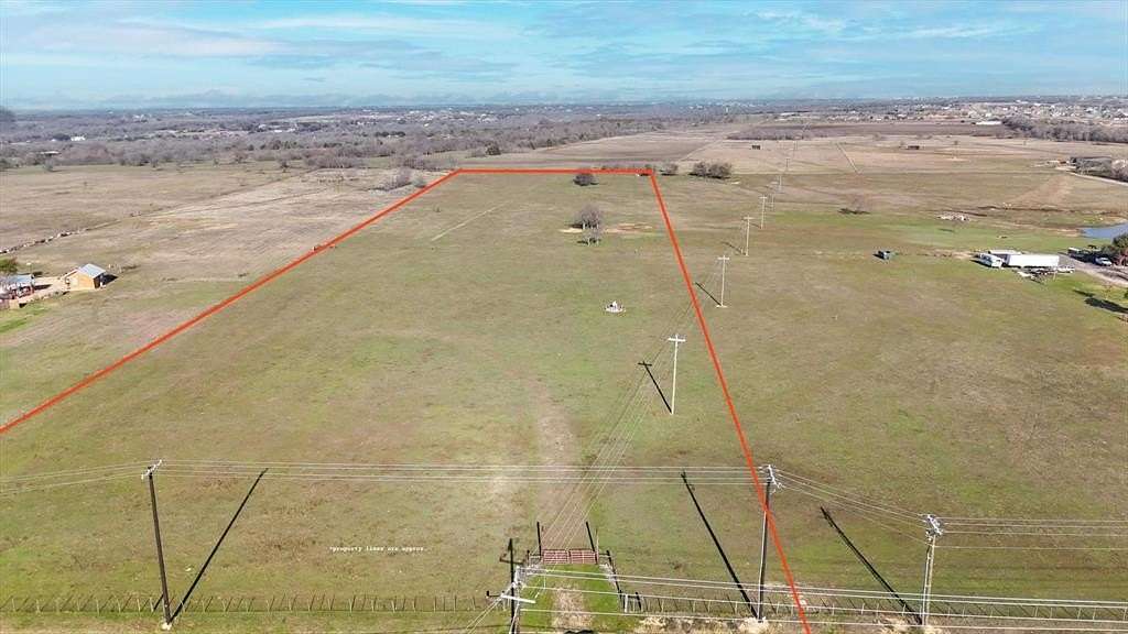 11.5 Acres of Land for Sale in Waxahachie, Texas