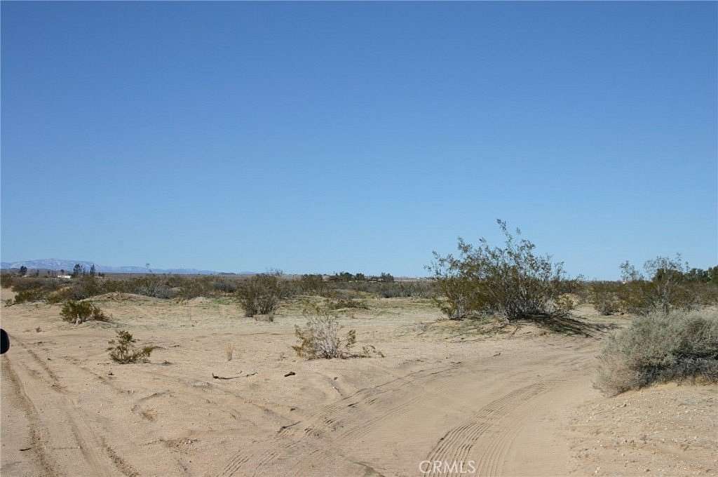 9.32 Acres of Land for Sale in Twentynine Palms, California