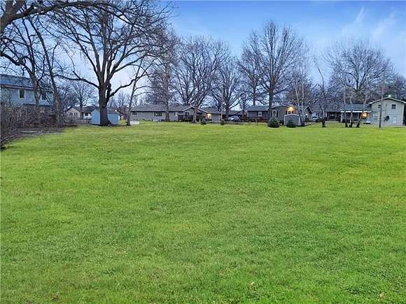 0.88 Acres of Residential Land for Sale in Ottawa, Kansas