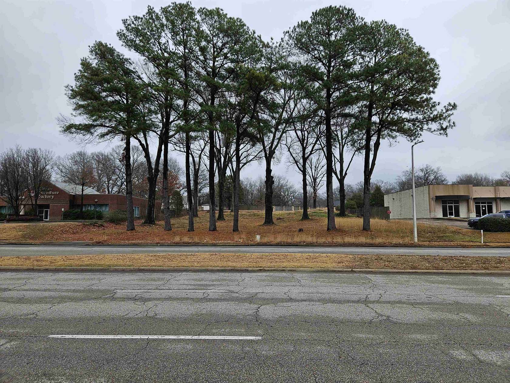 0.74 Acres of Mixed-Use Land for Sale in Memphis, Tennessee