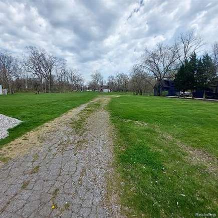 0.76 Acres of Residential Land for Sale in Grosse Ile, Michigan