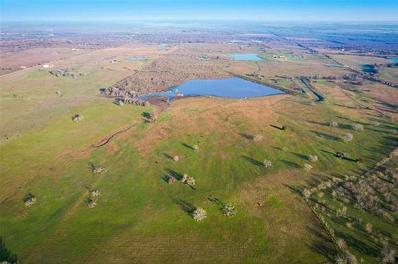 141 Acres of Land for Sale in Kemp, Texas