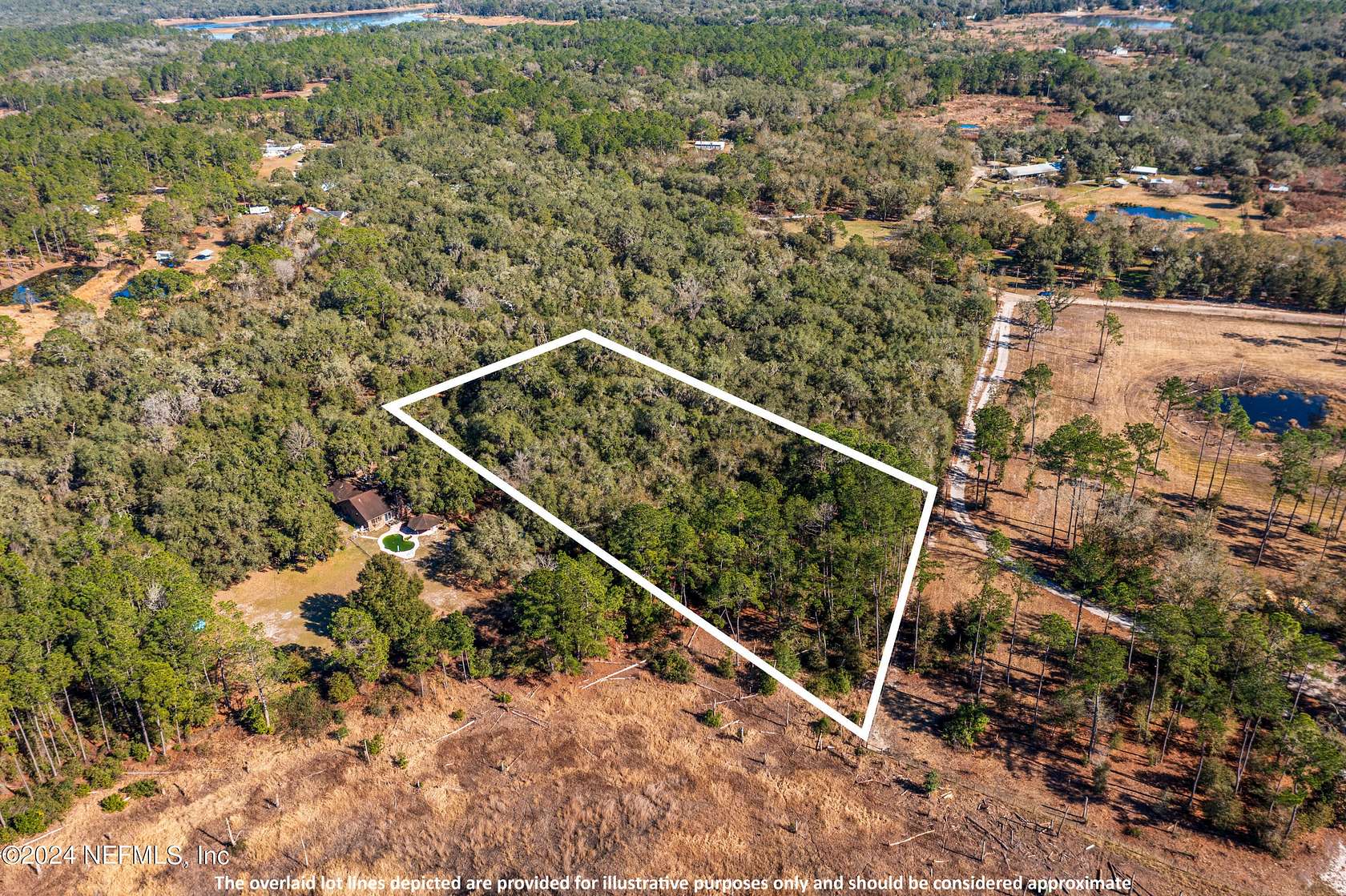 3 Acres of Land for Sale in Melrose, Florida